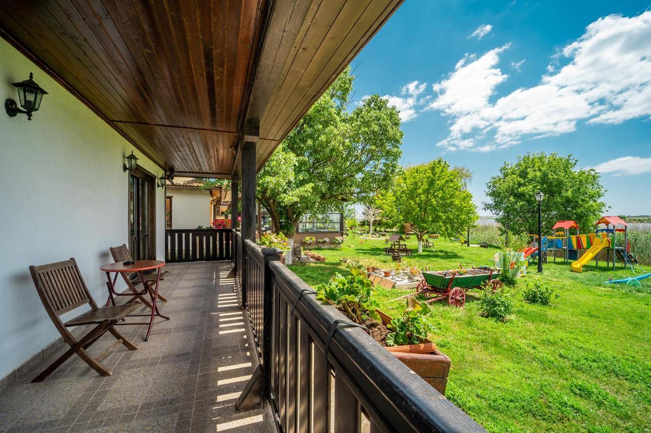 Hotel Complex Zlatnata Ribka Дуранкулак Экстерьер фото