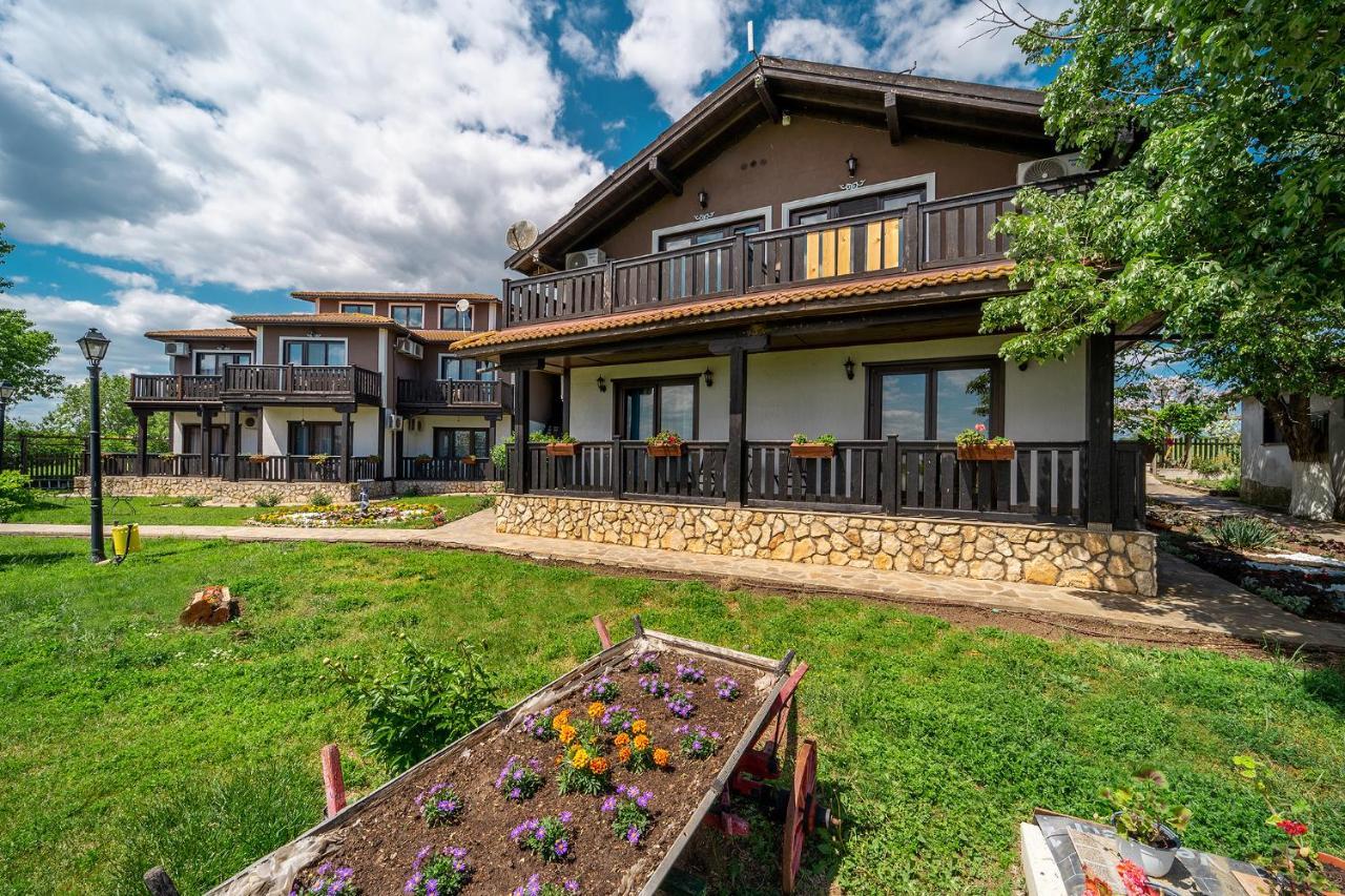 Hotel Complex Zlatnata Ribka Дуранкулак Экстерьер фото