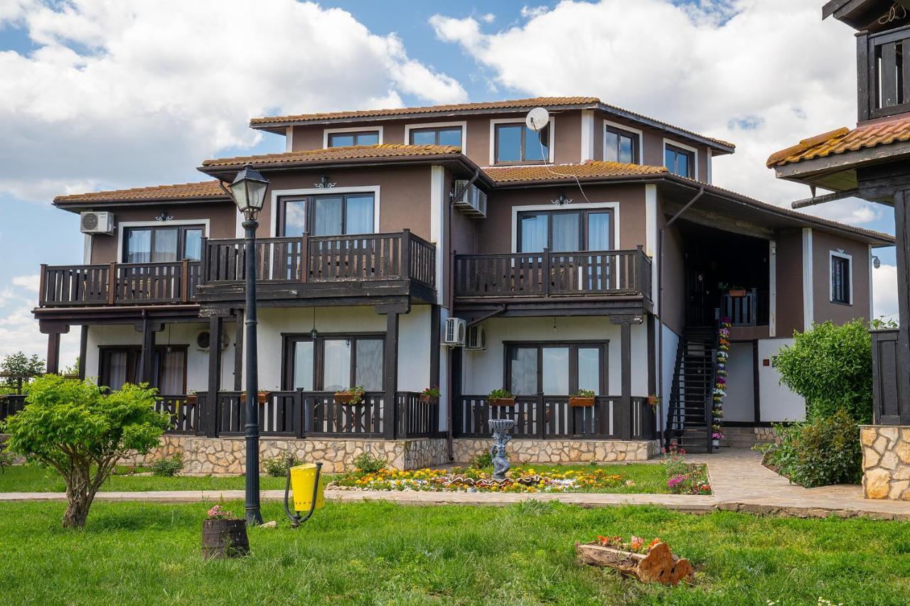Hotel Complex Zlatnata Ribka Дуранкулак Экстерьер фото
